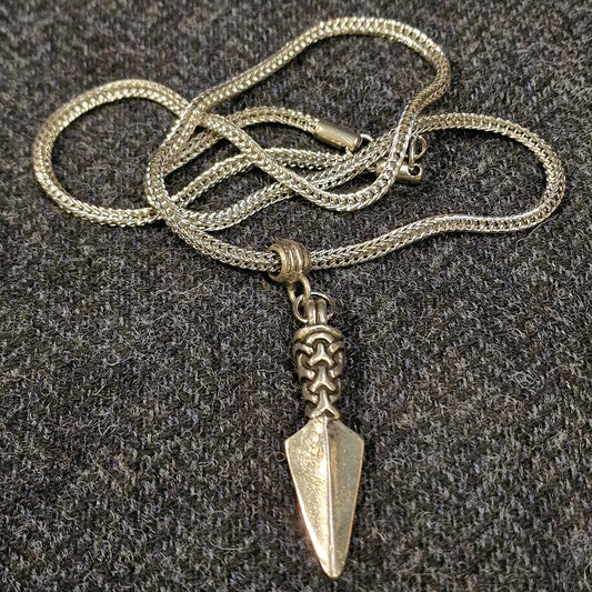 Manx Gungir on Etruscan Chain