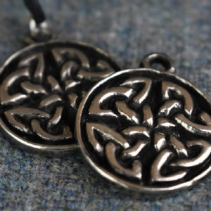 Highland Knot