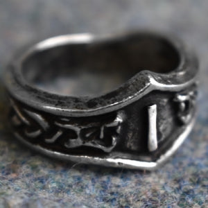 Isa Letter I Rune Ring - Adjustable