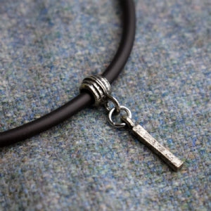 Isa Rune Choker
