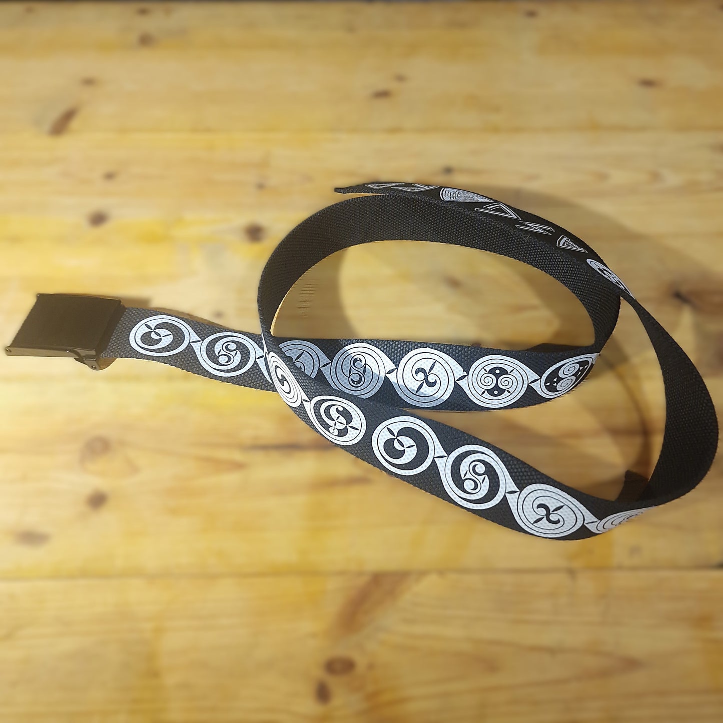 Pictish Spiral Printed Belt - Black & White