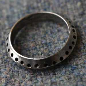 Jorvik Dot Ring