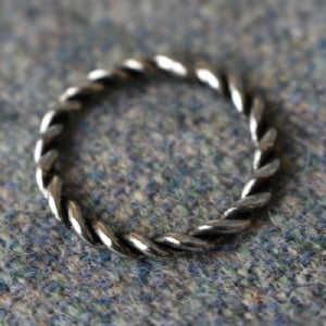 Jorvik Twist Ring 1